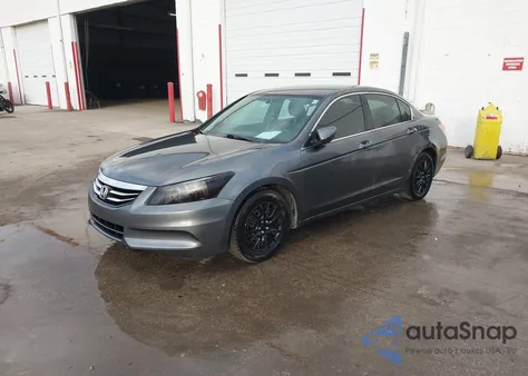 2012 Honda Accord 2.4 Lx из США, поврежденный, VIN 1HGCP2F36CA168604